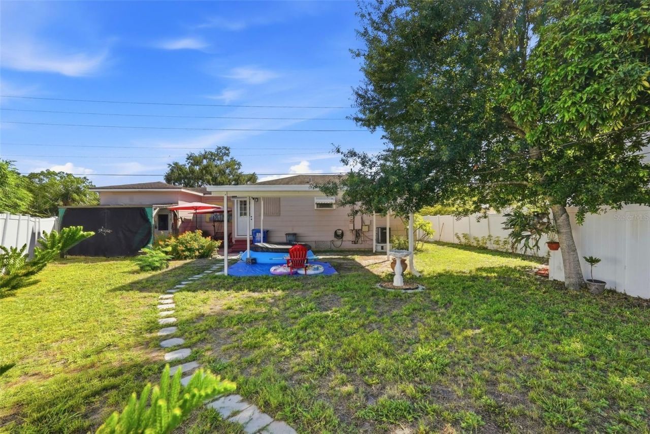 4570 Haines Road N, Saint Petersburg, FL 33714 Photo