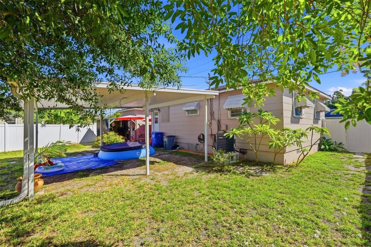 4570 Haines Road N, Saint Petersburg, FL 33714 Photo