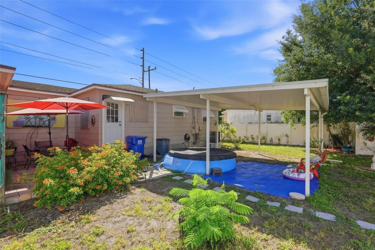 4570 Haines Road N, Saint Petersburg, FL 33714 Photo