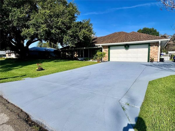 465 11TH AVENUE, VERO BEACH, FL 32962