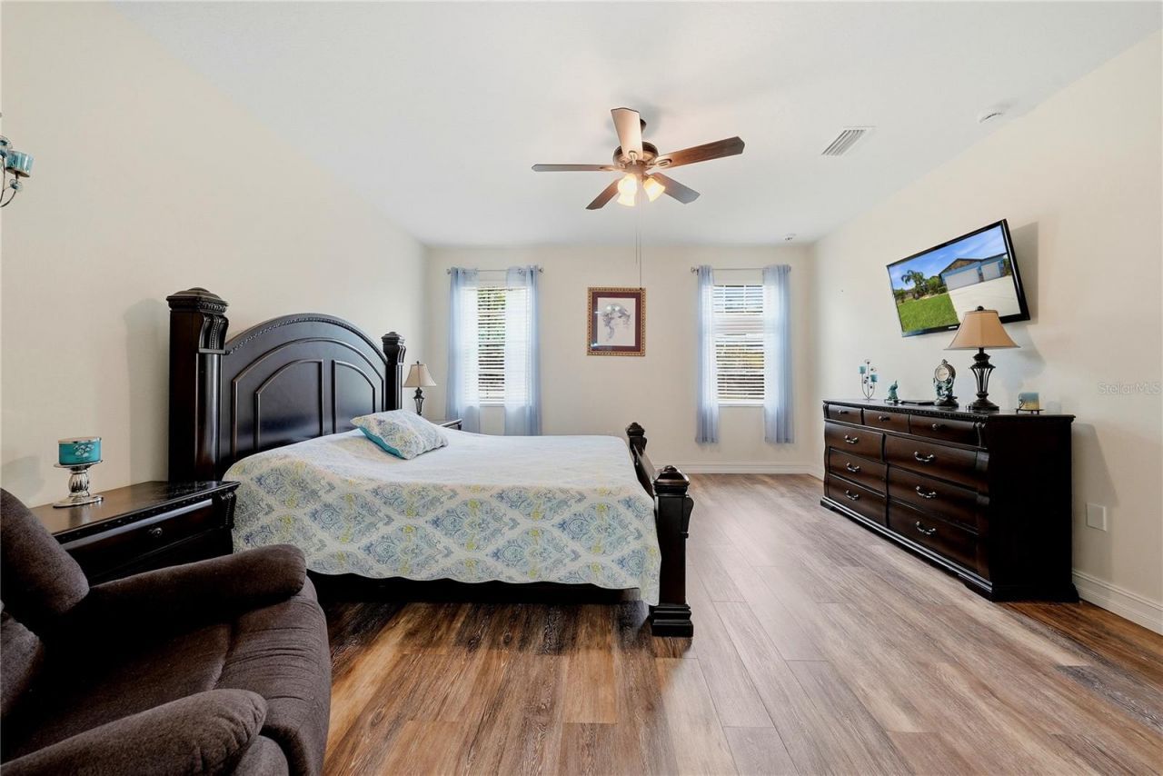 326 Star Shell Drive , Apollo Beach, FL 33572 Photo
