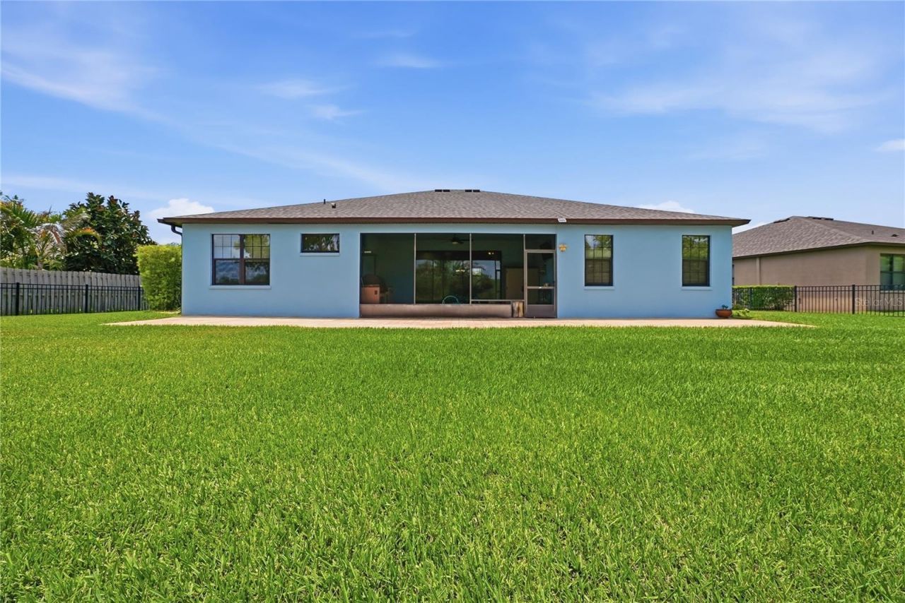 326 Star Shell Drive , Apollo Beach, FL 33572 Photo