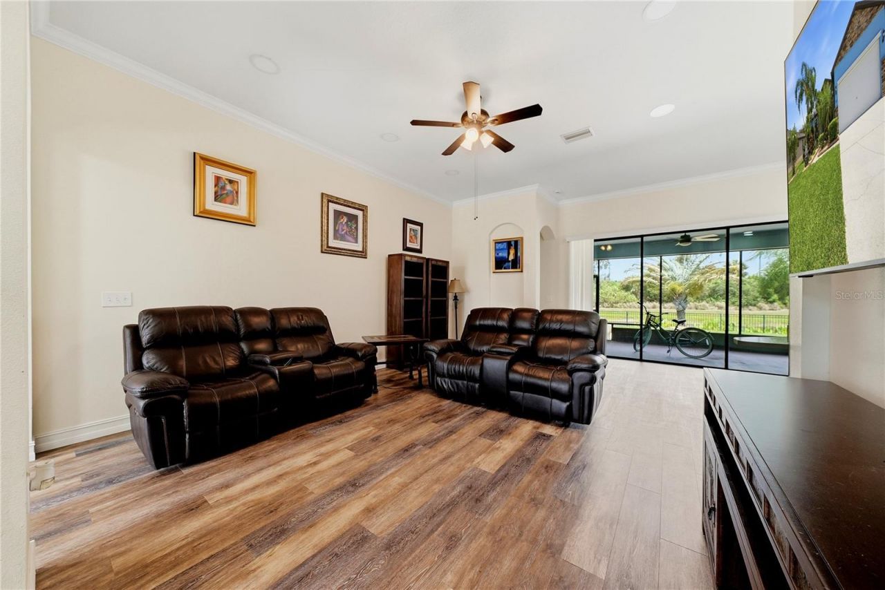 326 Star Shell Drive , Apollo Beach, FL 33572 Photo