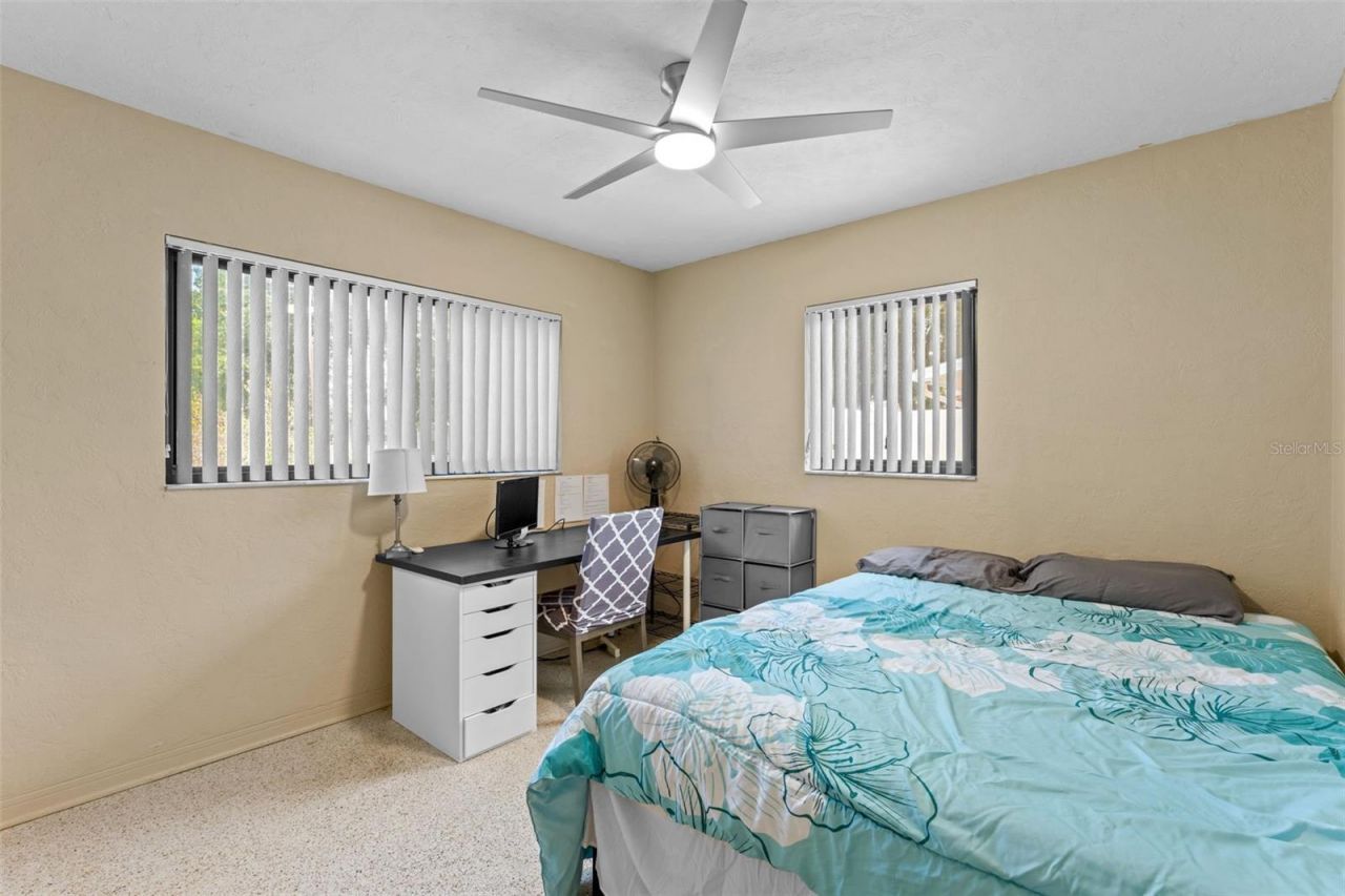 2833 56th Lane N, Saint Petersburg, FL 33710 Photo
