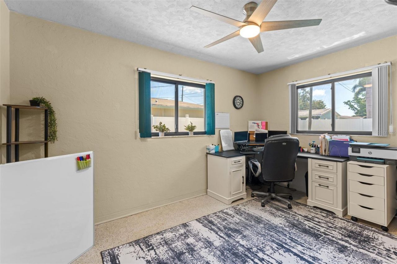 2833 56th Lane N, Saint Petersburg, FL 33710 Photo