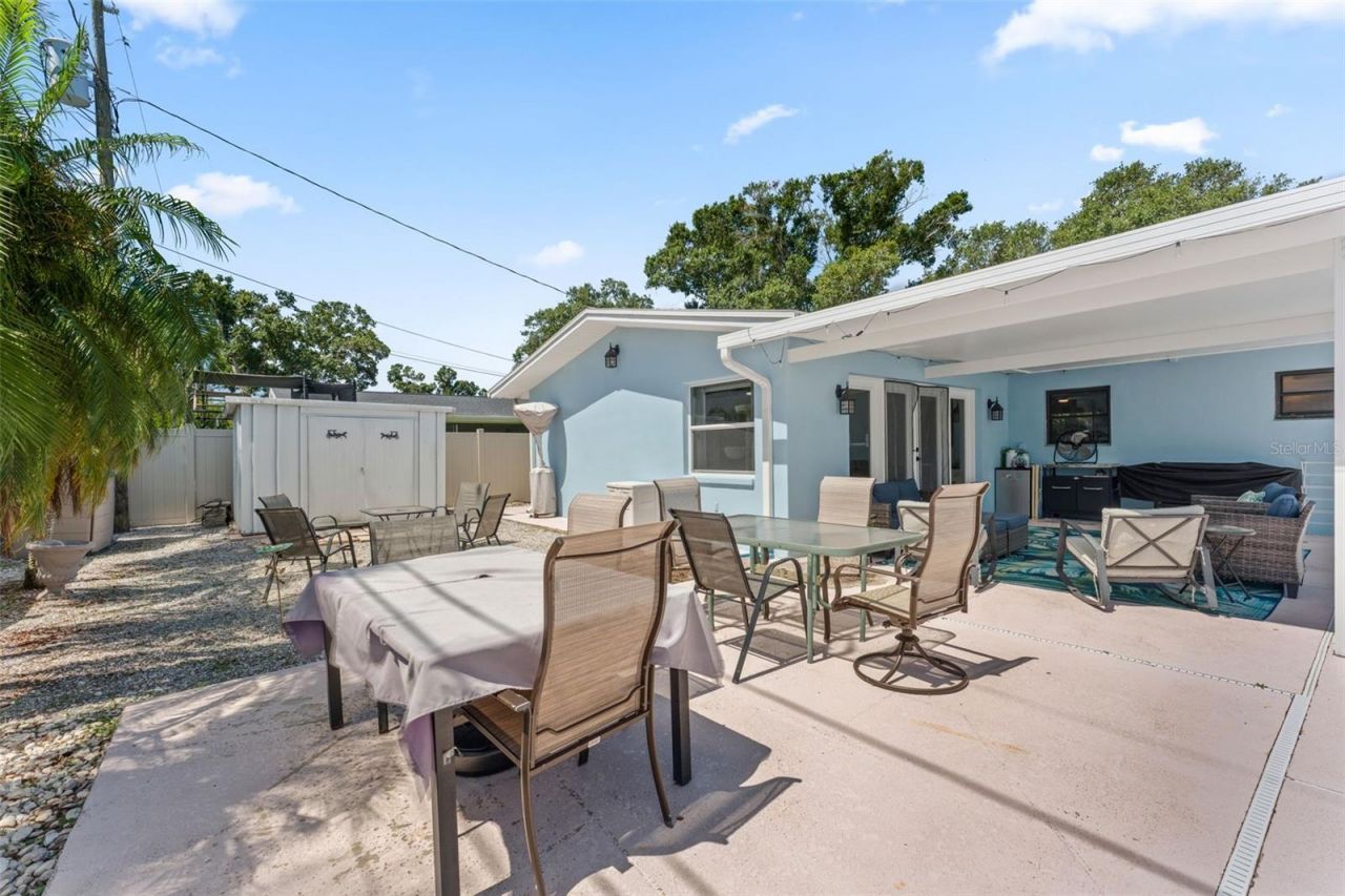 2833 56th Lane N, Saint Petersburg, FL 33710 Photo