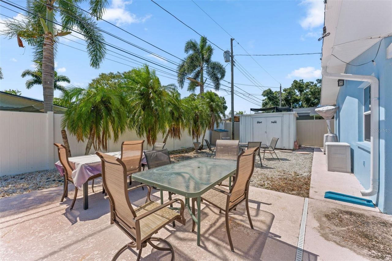 2833 56th Lane N, Saint Petersburg, FL 33710 Photo