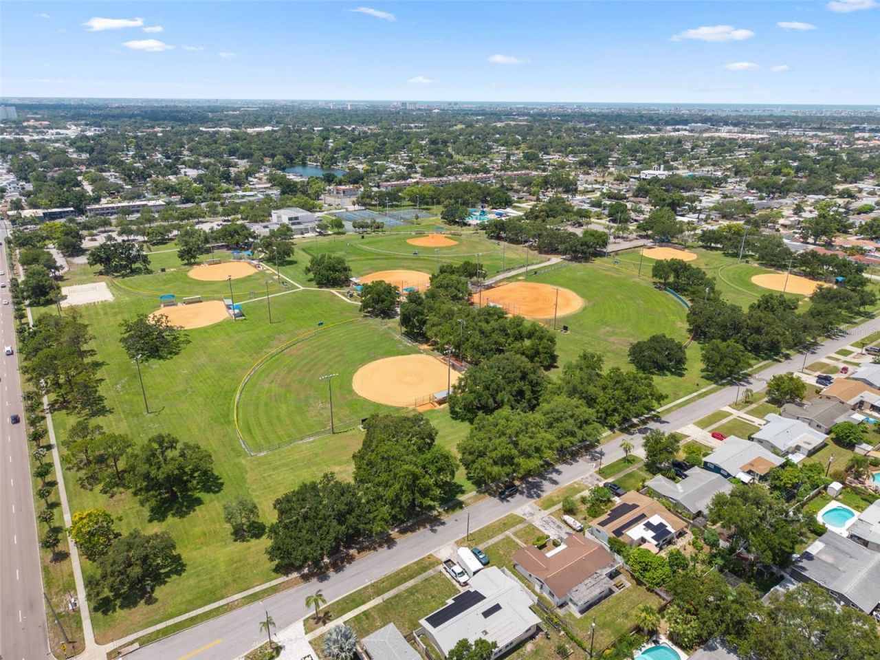 2833 56th Lane N, Saint Petersburg, FL 33710 Photo