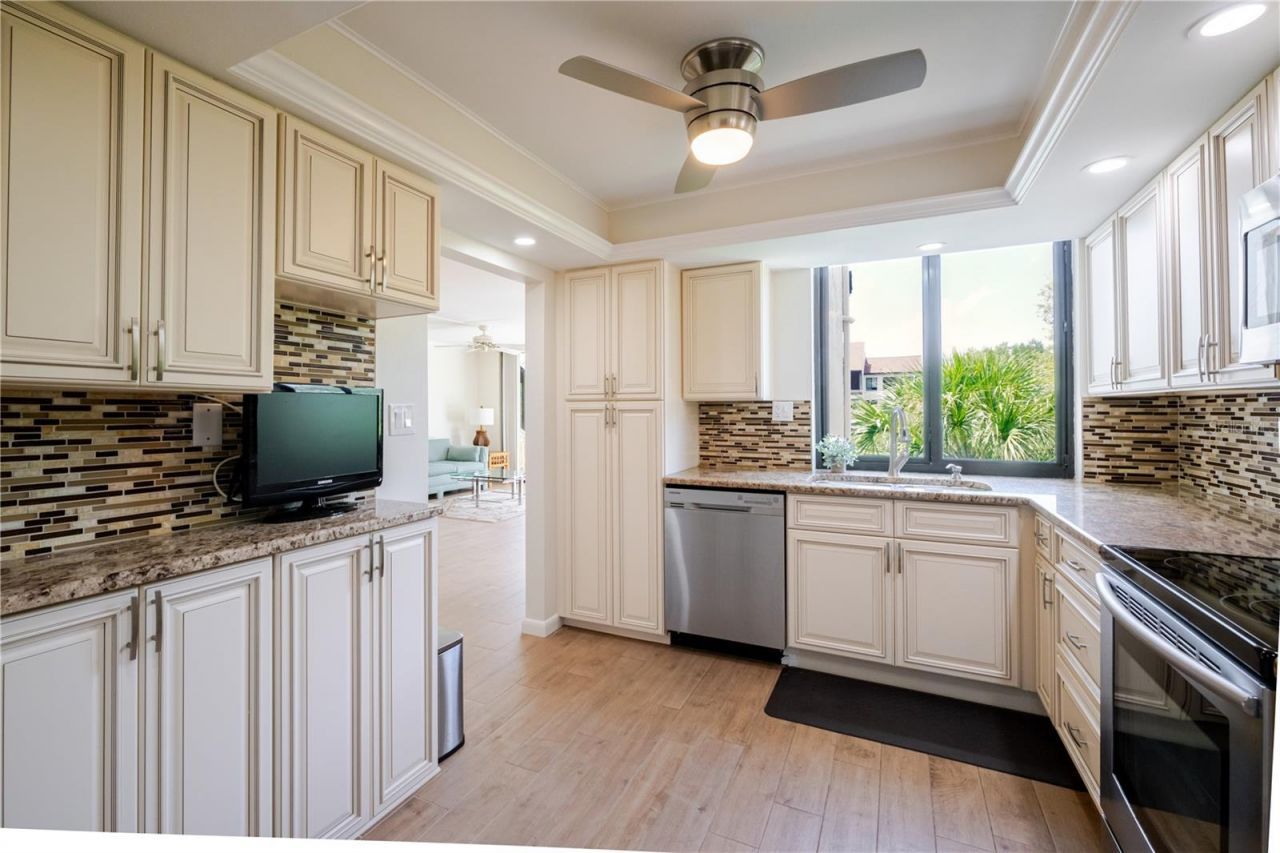 6267 Midnight Pass Road, Unit 306, Sarasota, FL 34242 Photo