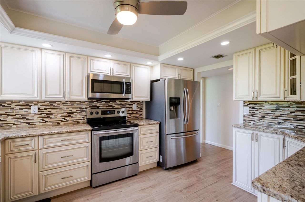 6267 Midnight Pass Road, Unit 306, Sarasota, FL 34242 Photo