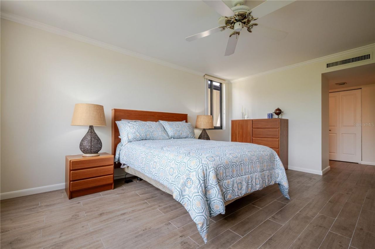 6267 Midnight Pass Road, Unit 306, Sarasota, FL 34242 Photo