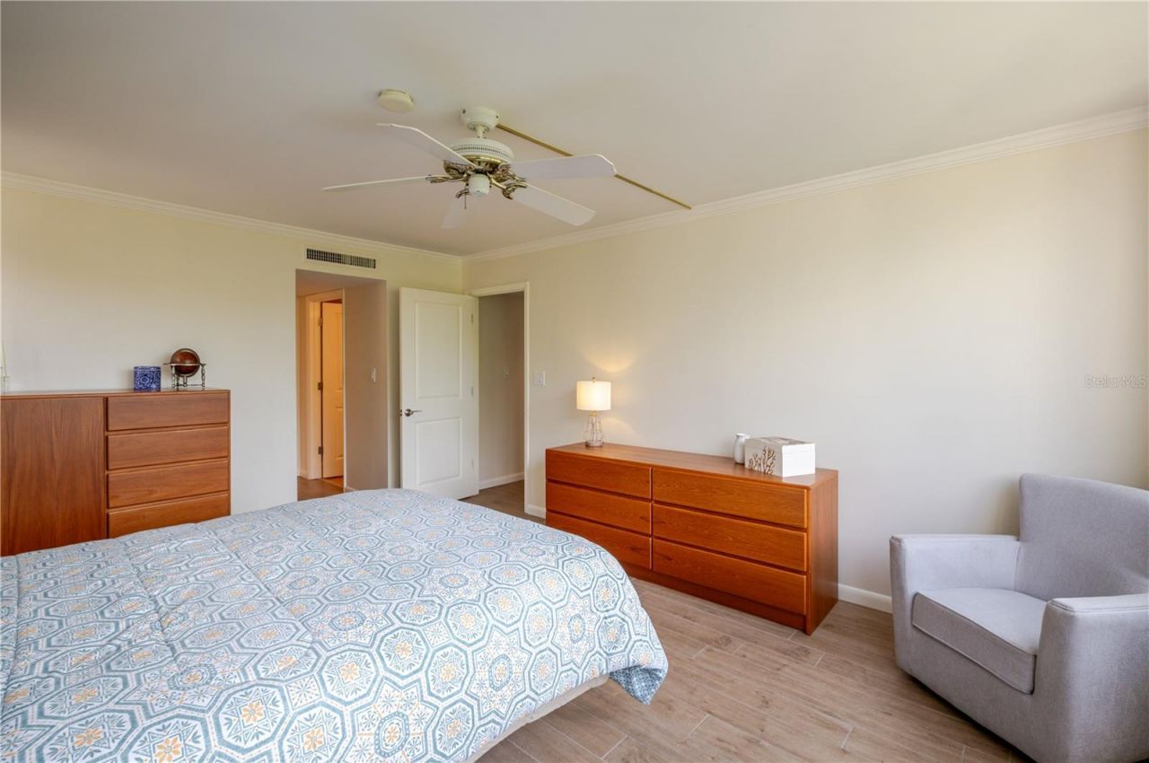 6267 Midnight Pass Road, Unit 306, Sarasota, FL 34242 Photo