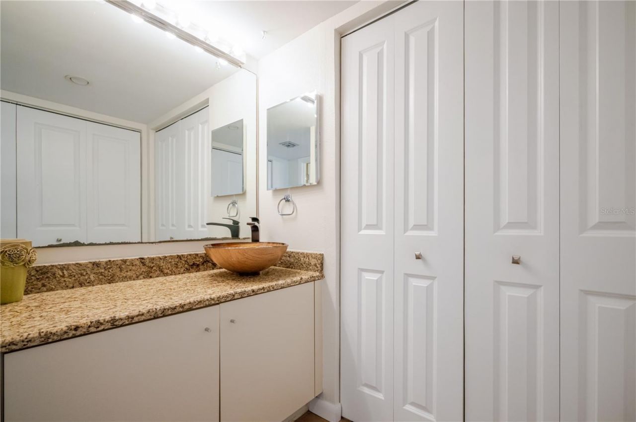 6267 Midnight Pass Road, Unit 306, Sarasota, FL 34242 Photo