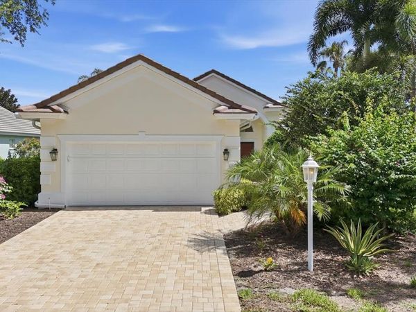 6603 VIRGINIA CROSSING , UNIVERSITY PARK, FL 34201
