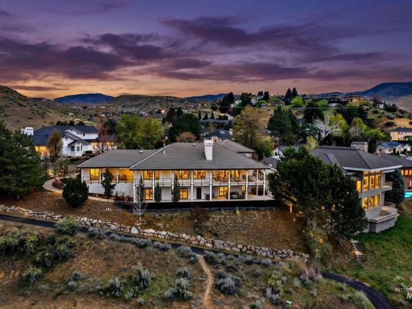 329 W Thornberry Dr, Boise, ID 83702