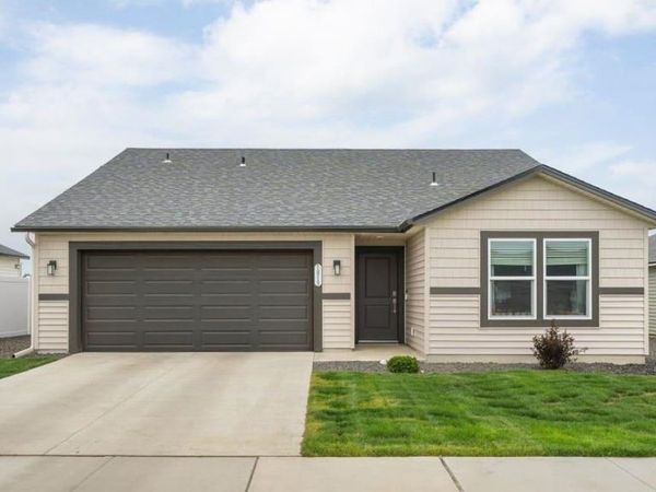 13553 W Sprague Ave, Airway Heights, WA 99001