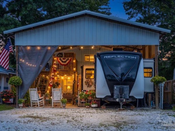 730 Buena Vista Dr, Lillian, AL 36549