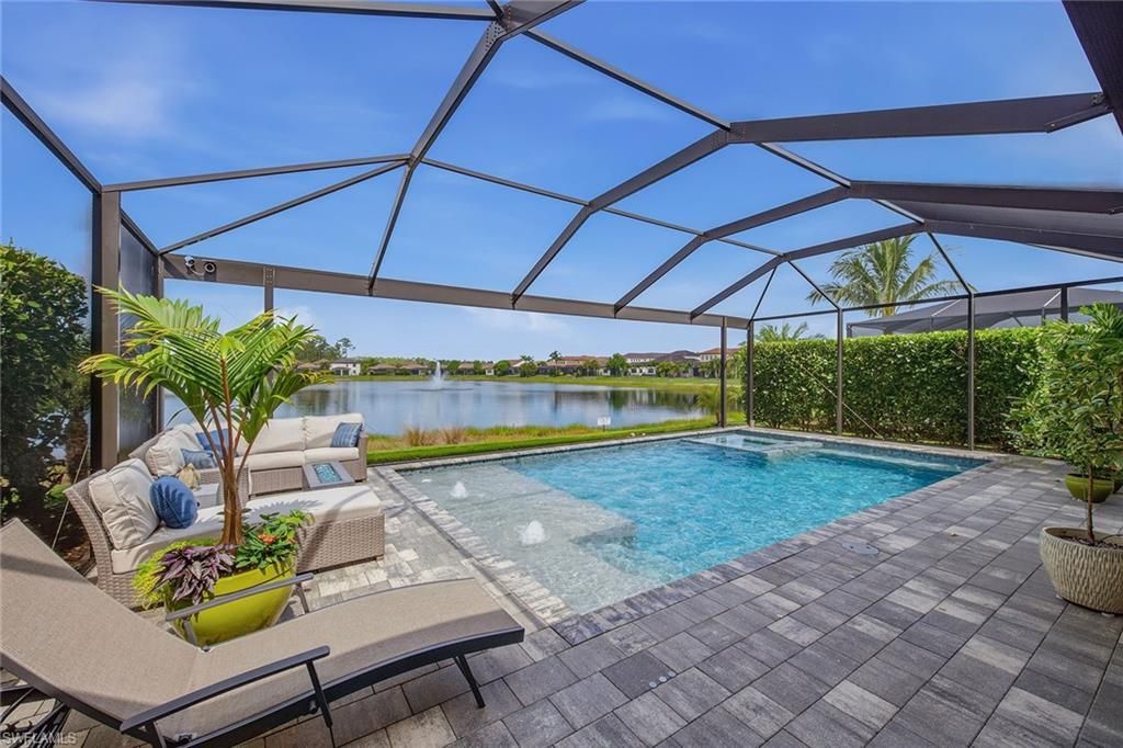 9396 Glenforest Dr, Naples, FL 34120 Photo