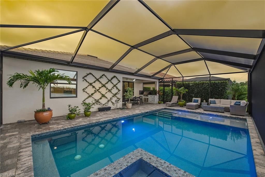 9396 Glenforest Dr, Naples, FL 34120 Photo