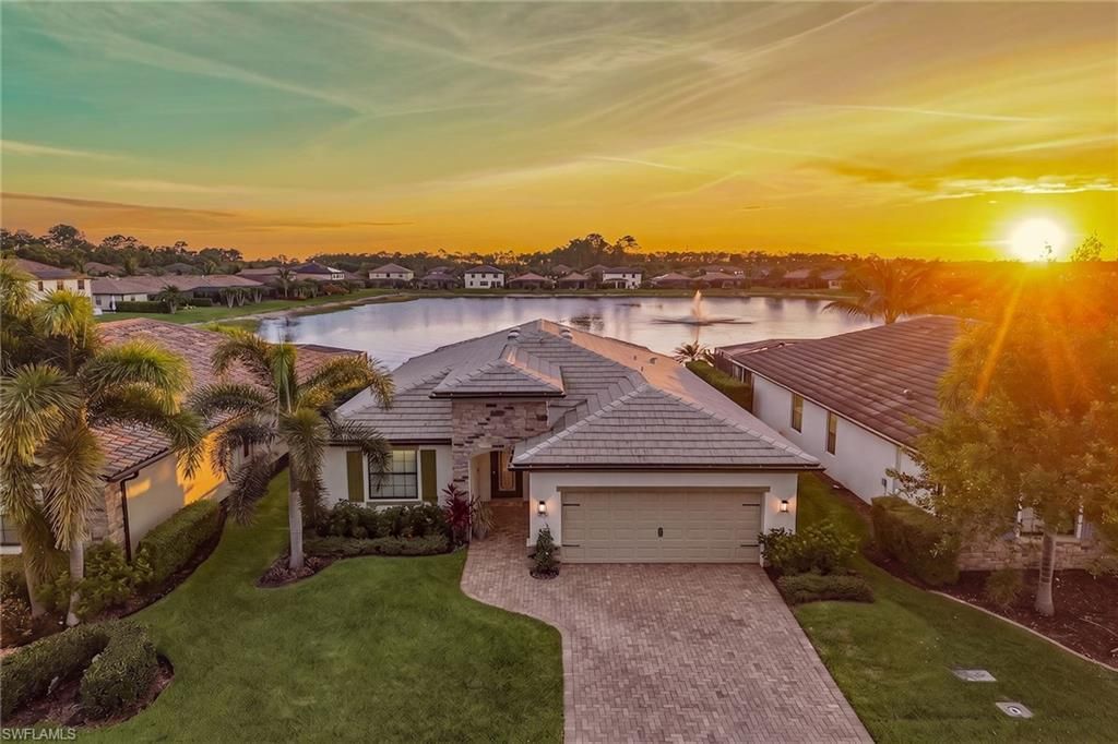 9396 Glenforest Dr, Naples, FL 34120 Photo
