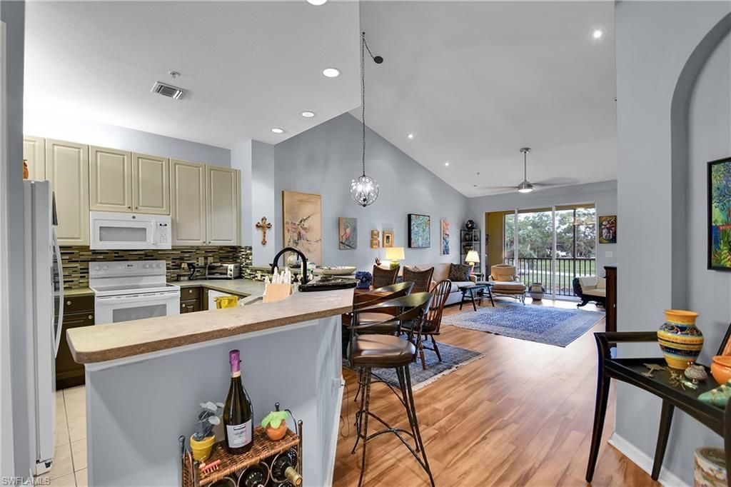 15250 Riverbend Blvd, Unit 202, North Fort Myers, FL 33917 Photo