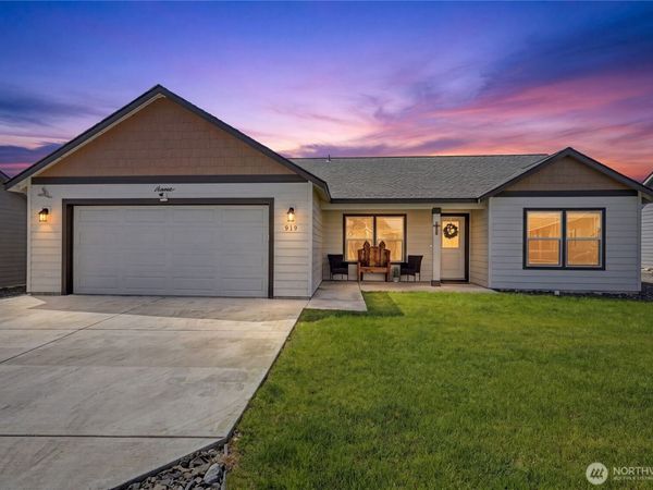 919 N Washington Court , Moses Lake, WA 98837