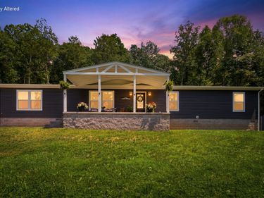 779 Narrow Gap Road, Paint Lick, KY 40461