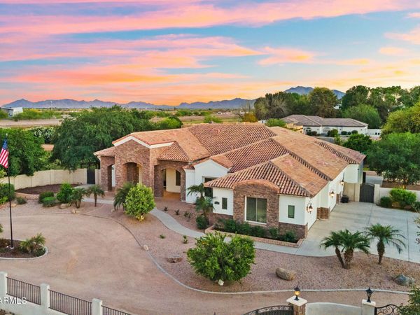 16325 E MAGNOLIA Drive, Gilbert, AZ 85298