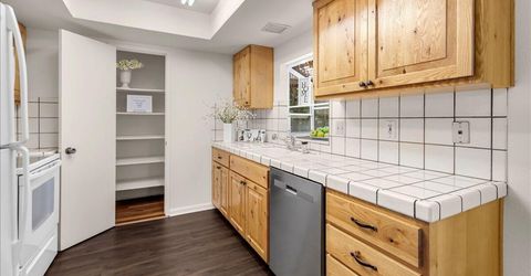 2212 Sycamore Glen Drive, Sparks, NV 89434 Photo