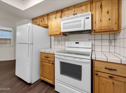 2212 Sycamore Glen Drive, Sparks, NV 89434 Photo