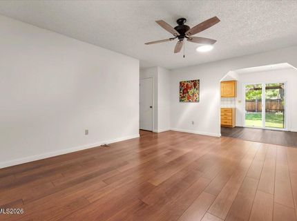 2212 Sycamore Glen Drive, Sparks, NV 89434 Photo