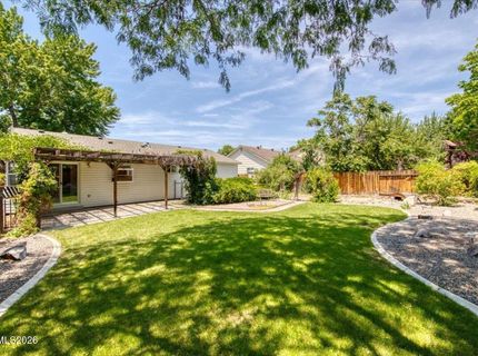 2212 Sycamore Glen Drive, Sparks, NV 89434 Photo