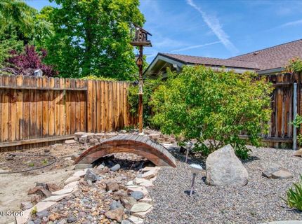 2212 Sycamore Glen Drive, Sparks, NV 89434 Photo