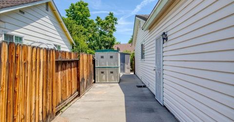 2212 Sycamore Glen Drive, Sparks, NV 89434 Photo