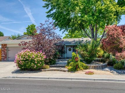 2212 Sycamore Glen Drive, Sparks, NV 89434 Photo