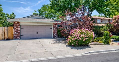2212 Sycamore Glen Drive, Sparks, NV 89434 Photo