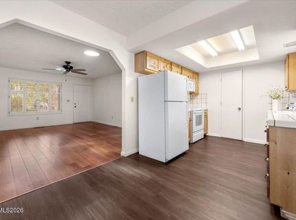 2212 Sycamore Glen Drive, Sparks, NV 89434 Photo