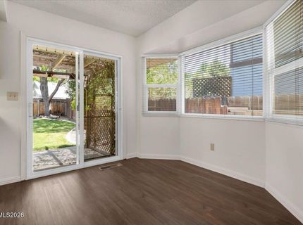 2212 Sycamore Glen Drive, Sparks, NV 89434 Photo