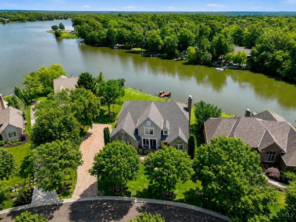 8530 Cornetts Cove, Maineville, OH 45039