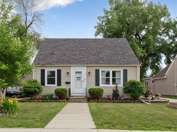 339 Jefferson Avenue, Mankato, MN 56003