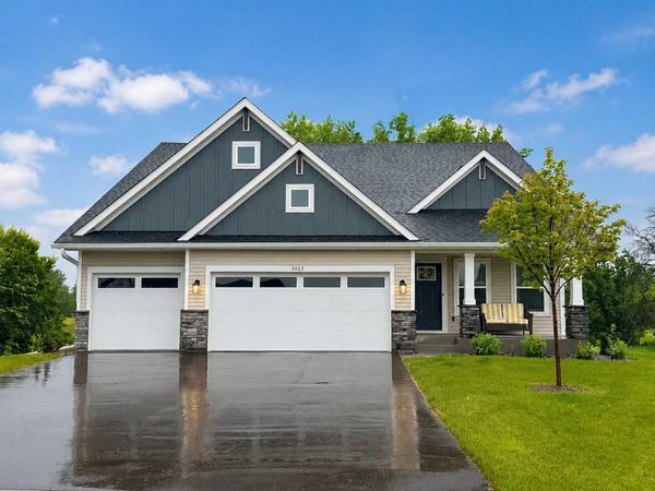 2023 Victoria Circle, Lino Lakes, MN 55038