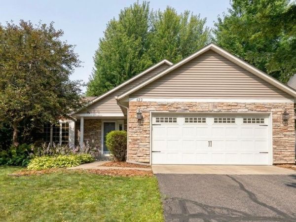 628 Eagle Ridge Road, Woodbury, MN 55125