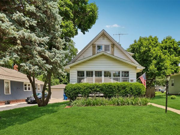 3917 11th Street, Des Moines, IA 50313