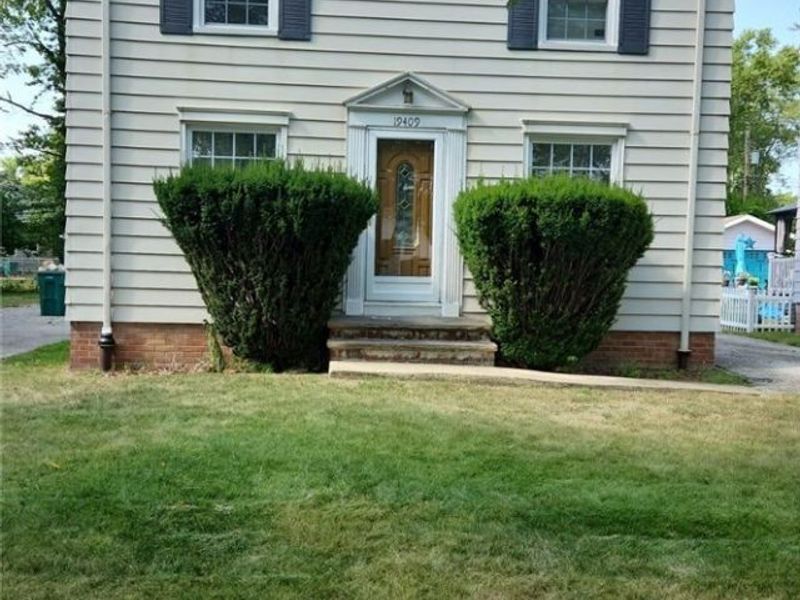 19409 Libby Road , Maple Heights, OH 44137 Photo 1
