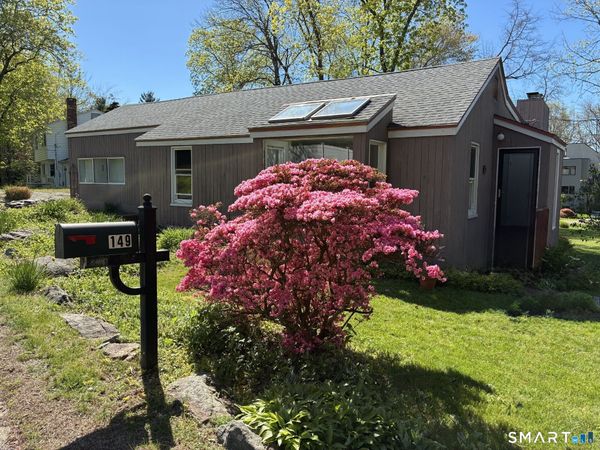149 Old Sachems Head, Guilford, CT 06437