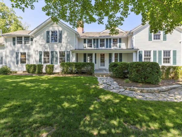 332 Old Sutton Road , Barrington Hills, IL 60010