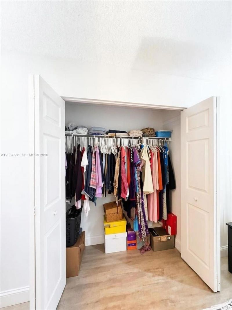 8405 NW 8th St , Unit 204, Miami, FL 33126 Photo