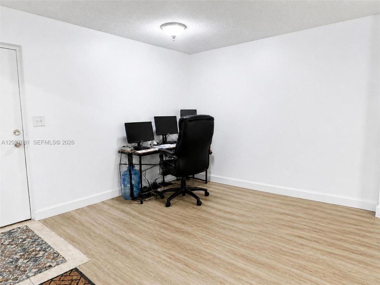 8405 NW 8th St , Unit 204, Miami, FL 33126 Photo
