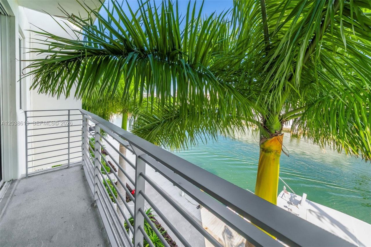 39 N Shore Dr, Miami Beach, FL 33141 Photo