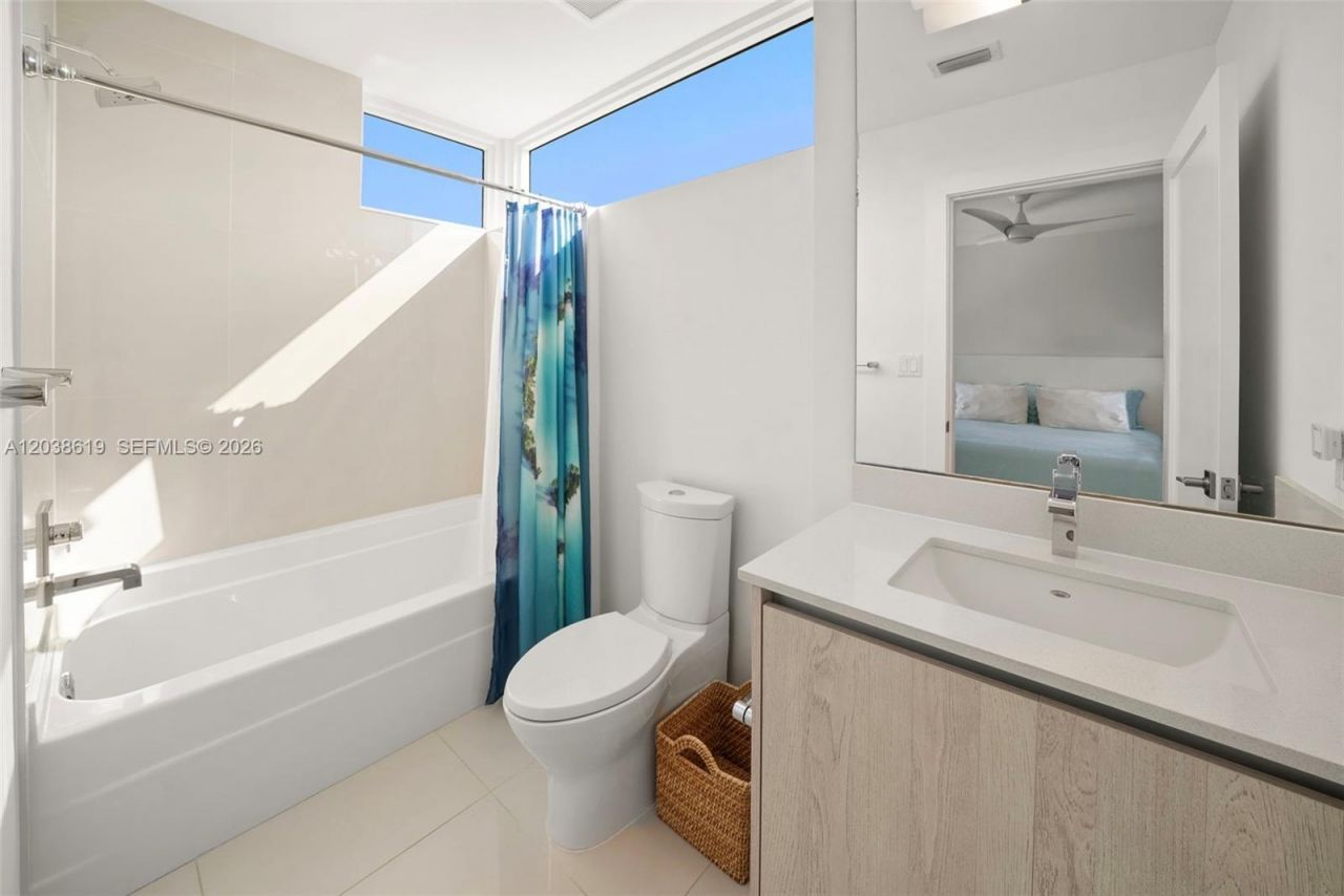 39 N Shore Dr, Miami Beach, FL 33141 Photo